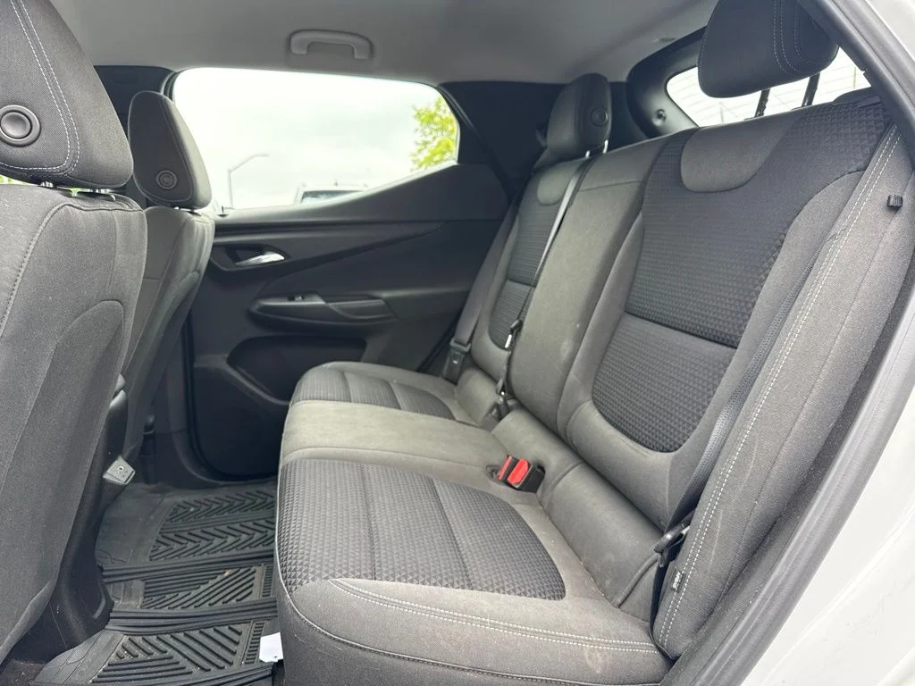Used 2022 Summit White Chevrolet LT image 47