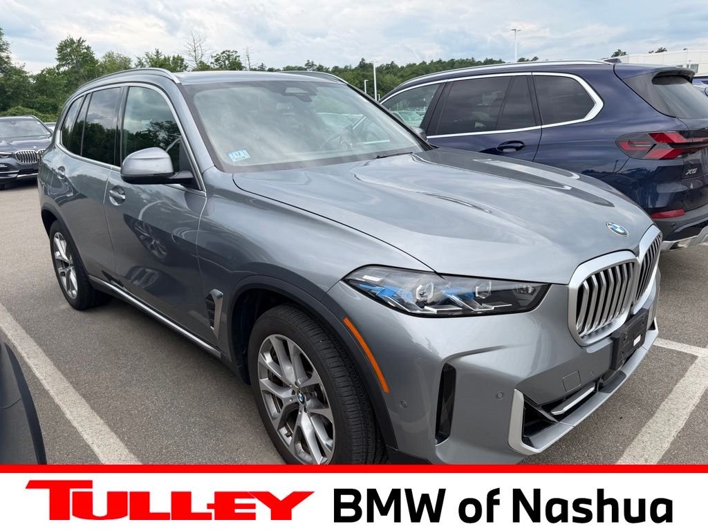 Certified Used 2025 Not Available BMW xDrive40i image 1