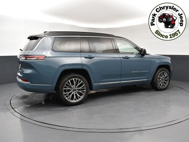 New 2026 Steel Blue Exterior Paint Jeep Summit image 6
