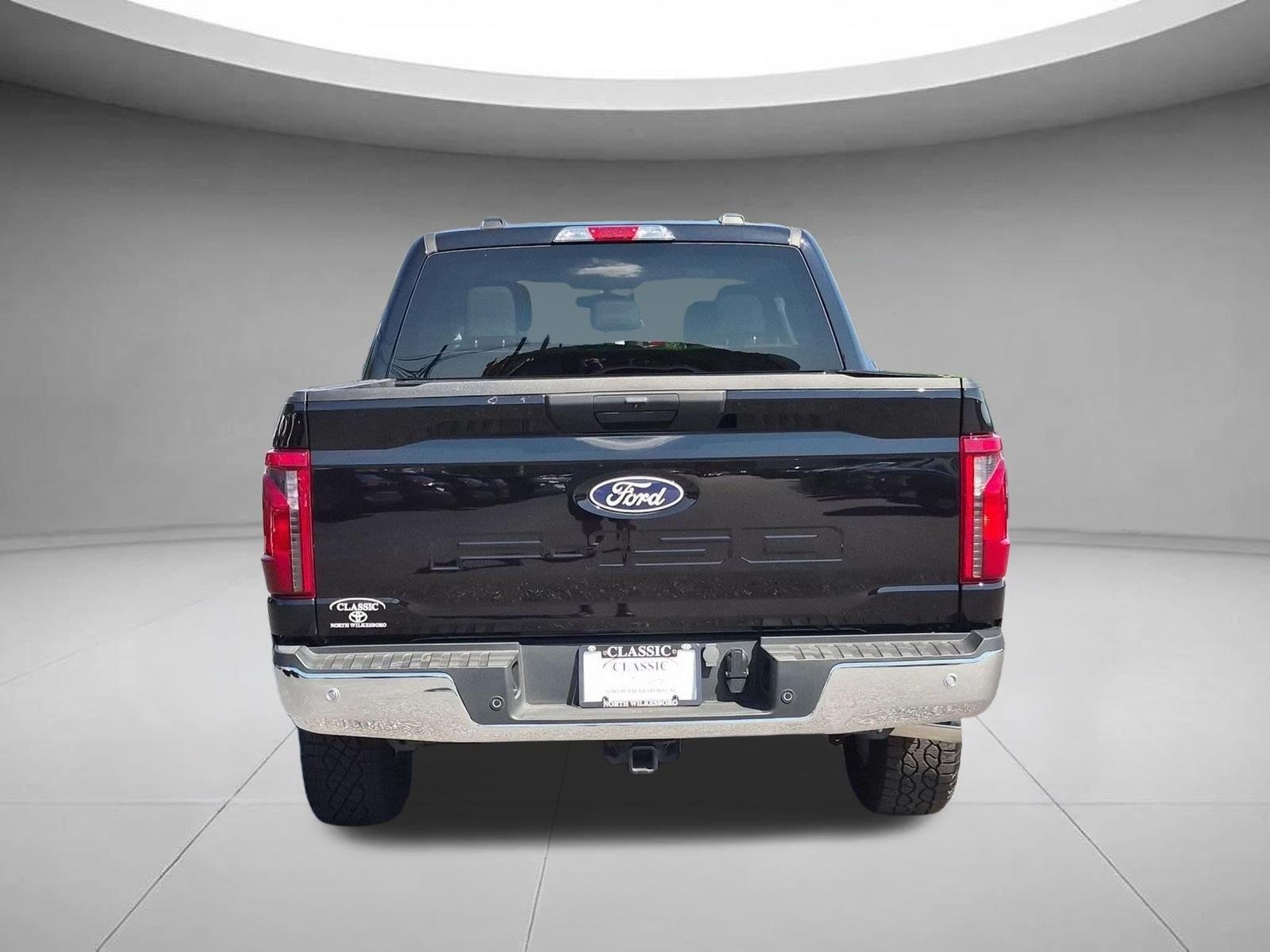 Used 2025  Ford XLT image 4