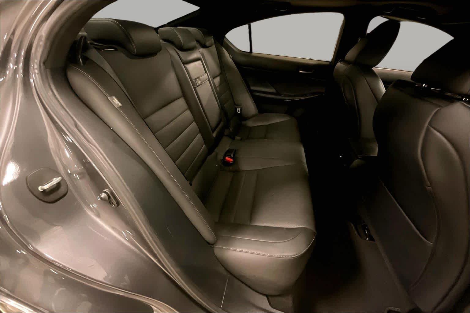 2023 Lexus IS 350 F SPORT - Photo 36