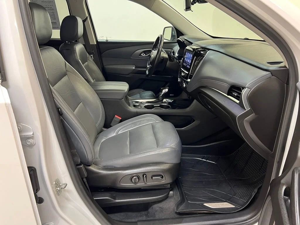 2021 Chevrolet Traverse Premier - Photo 34
