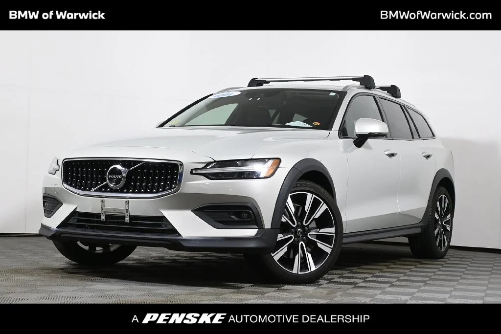 2021 Volvo V60 Cross Country
