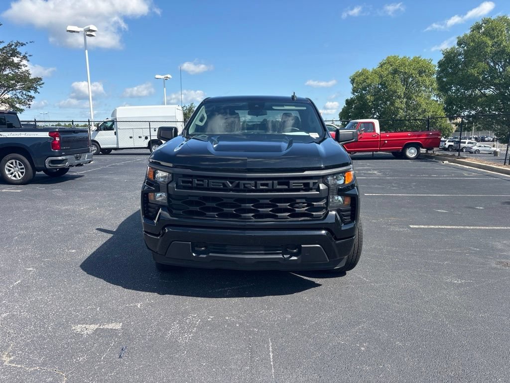 Used 2025 Black Chevrolet Custom image 8