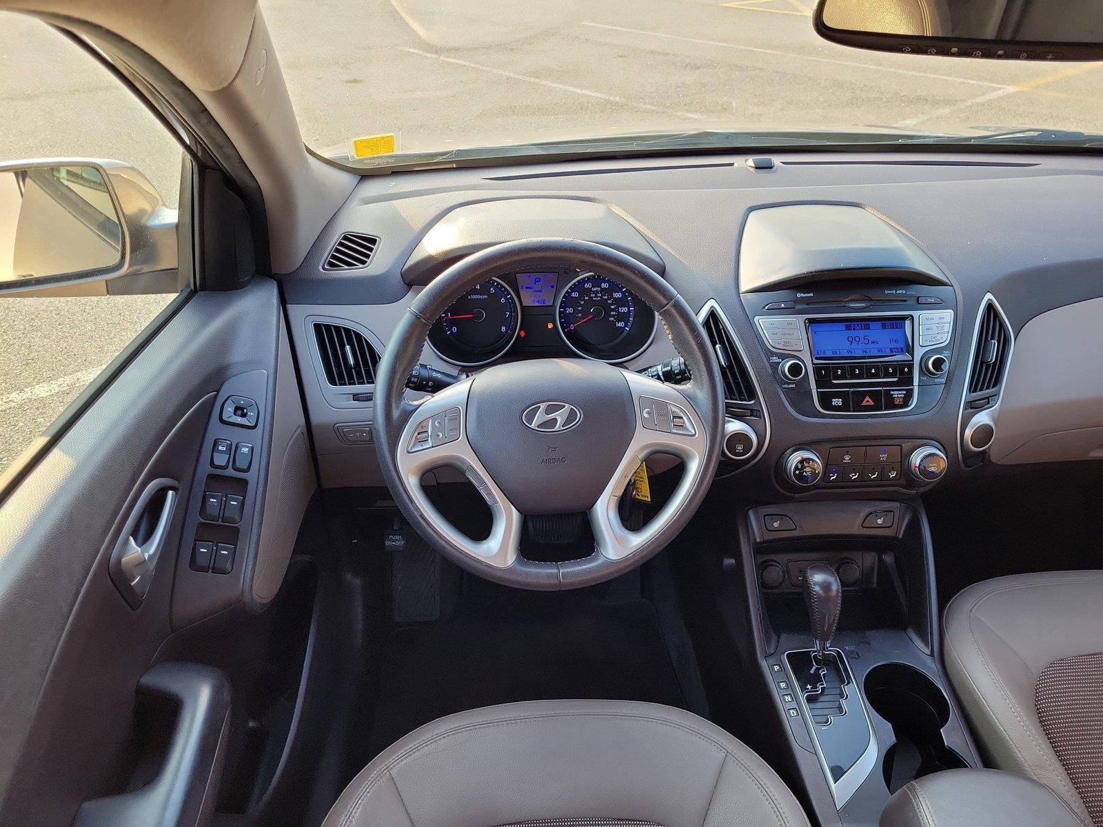 Used 2013 Chai Bronze Hyundai GLS image 11
