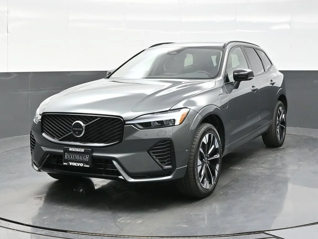 New 2027 Forest Lake Volvo T8 Plus image 2