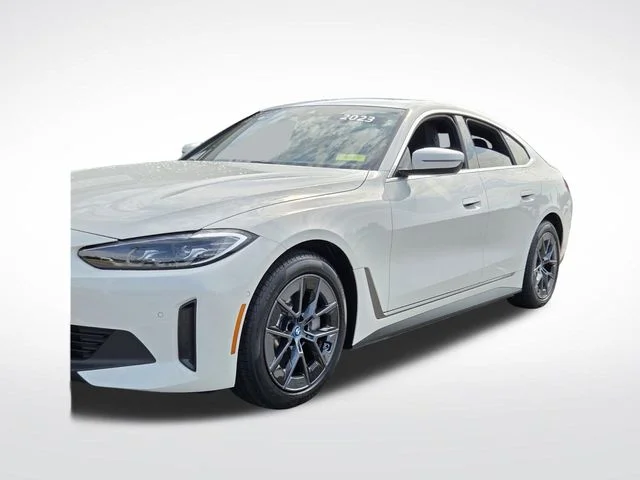 Used 2023 White BMW eDrive40 image 26