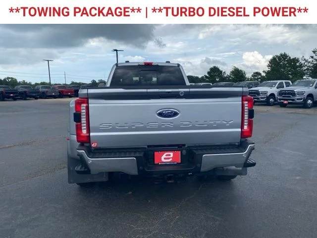 Used 2023 Silver Ford Lariat image 7