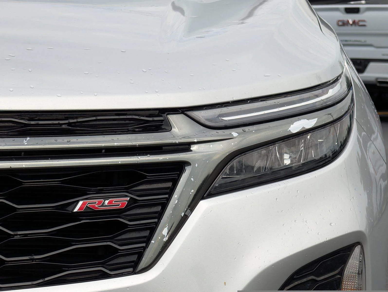 Used 2022 Silver Ice Metallic Chevrolet RS image 9