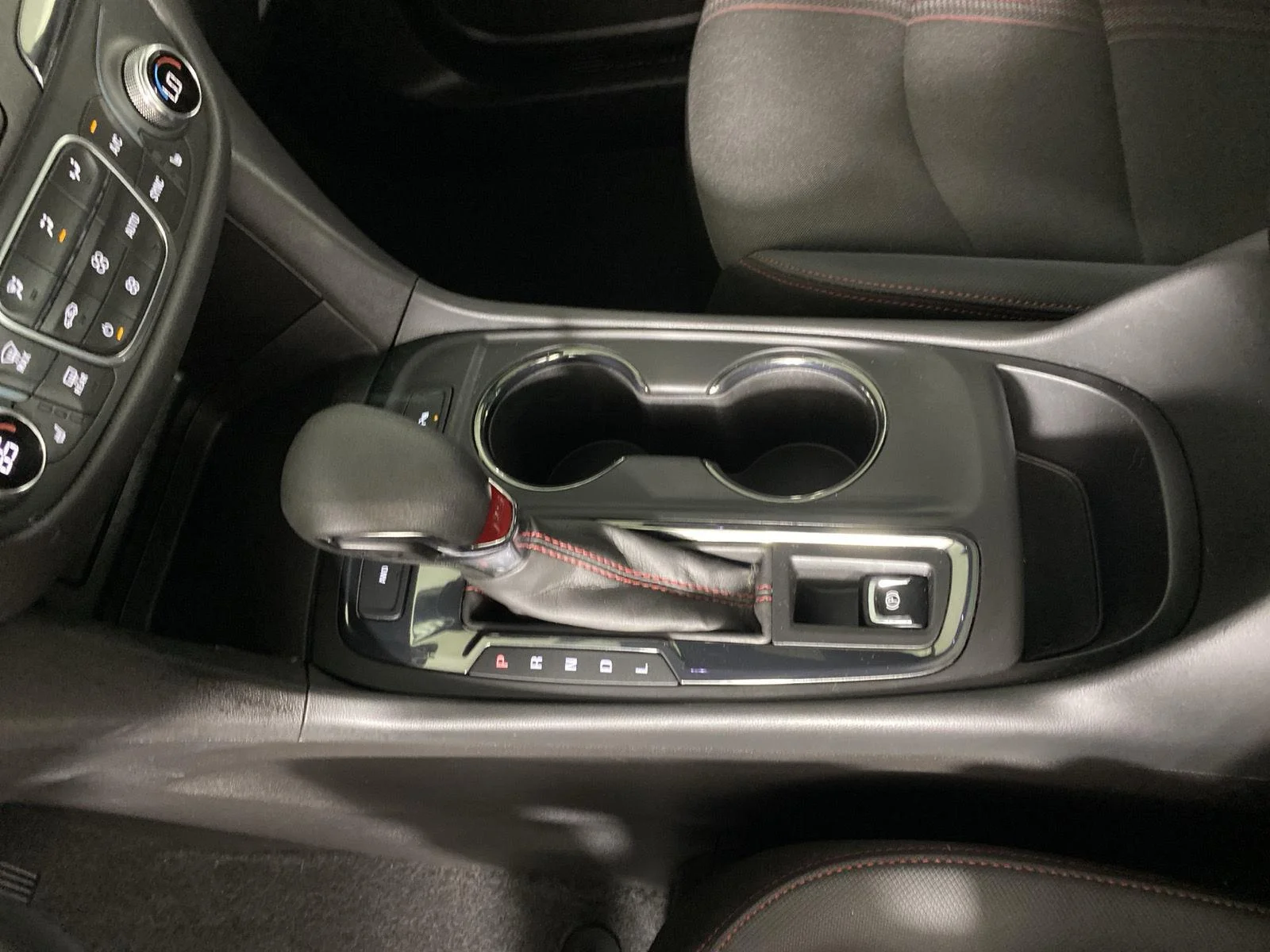 Used 2024 Mosaic Black Metallic Chevrolet RS image 22