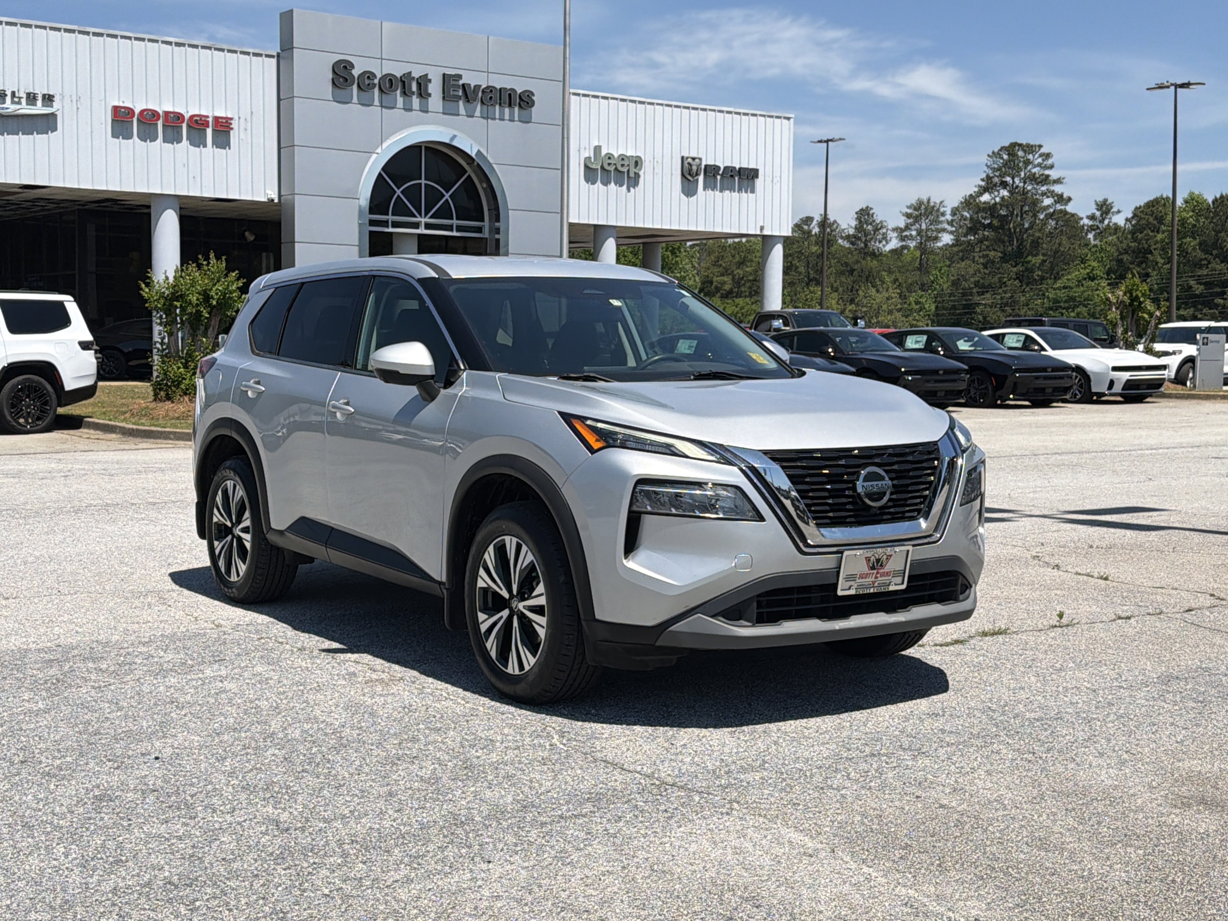 Used 2021 Brilliant Silver Metallic Nissan SV image 2