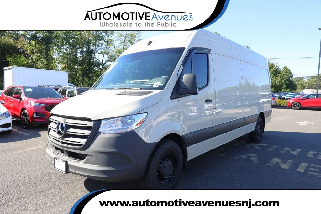 2023 Mercedes-Benz Sprinter Cargo Van Base