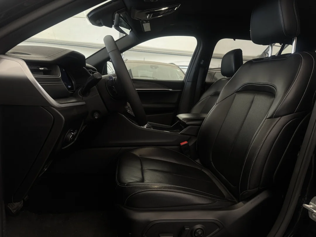 Certified Used 2024 Black Jeep Limited - - 4x4 - Black App Pkg - Pano Sunroof - Luxury Tech II & More! image 13