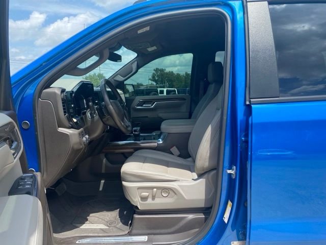 Used 2024 Blue Chevrolet RST image 19