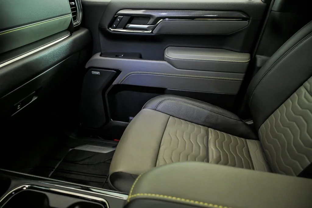 Used 2025 Black Chevrolet ZR2 image 28