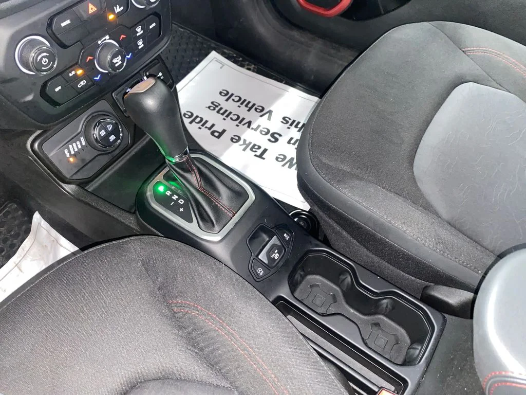 Used 2023 White Jeep Trailhawk image 17