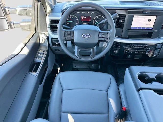New 2026 Oxford White Ford XL image 15