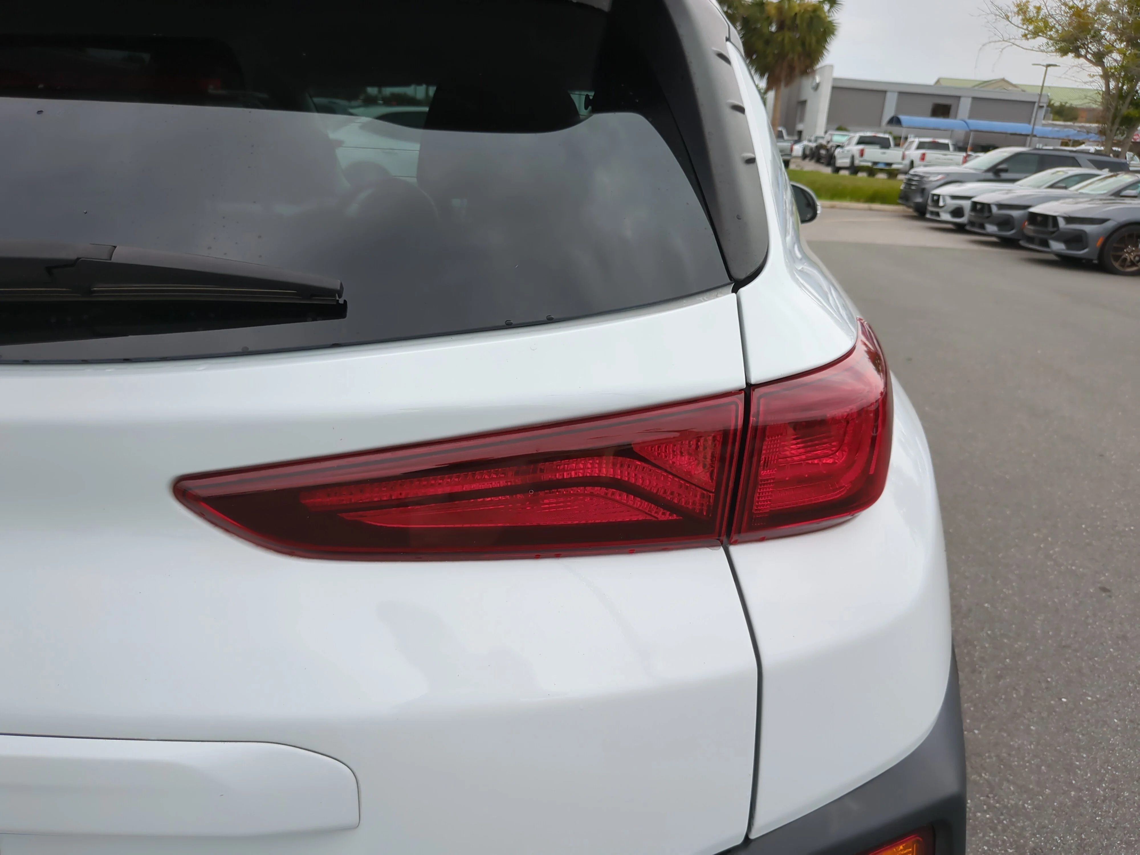 Certified Used 2021 Chalk White Hyundai SEL image 12