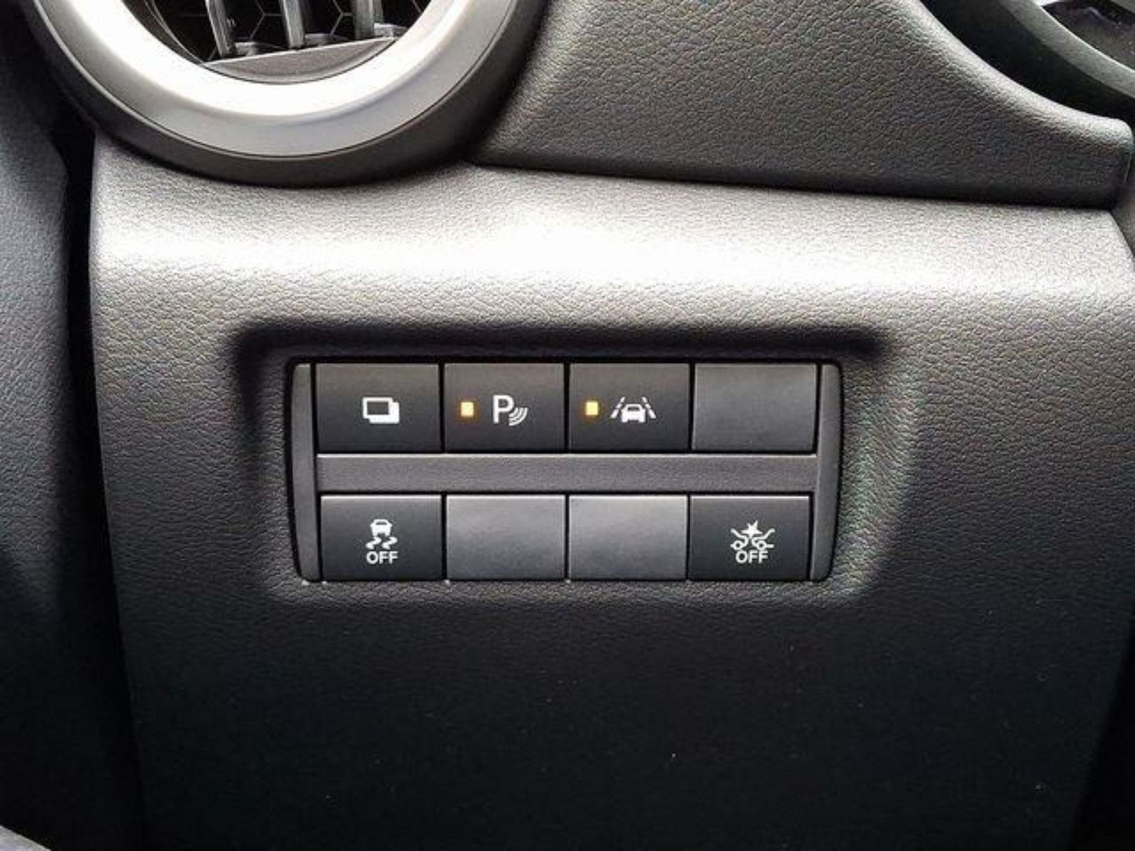 2025 Nissan Versa Sedan S - Photo 16