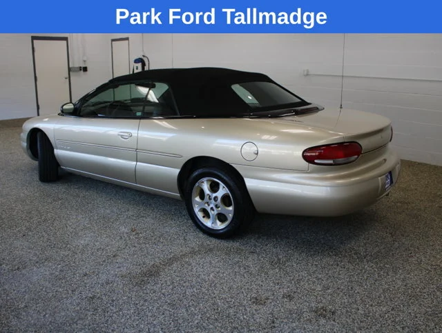 Used 2000 Chrysler Sebring JXI with VIN 3C3EL55H2YT239805 for sale in Tallmadge, OH