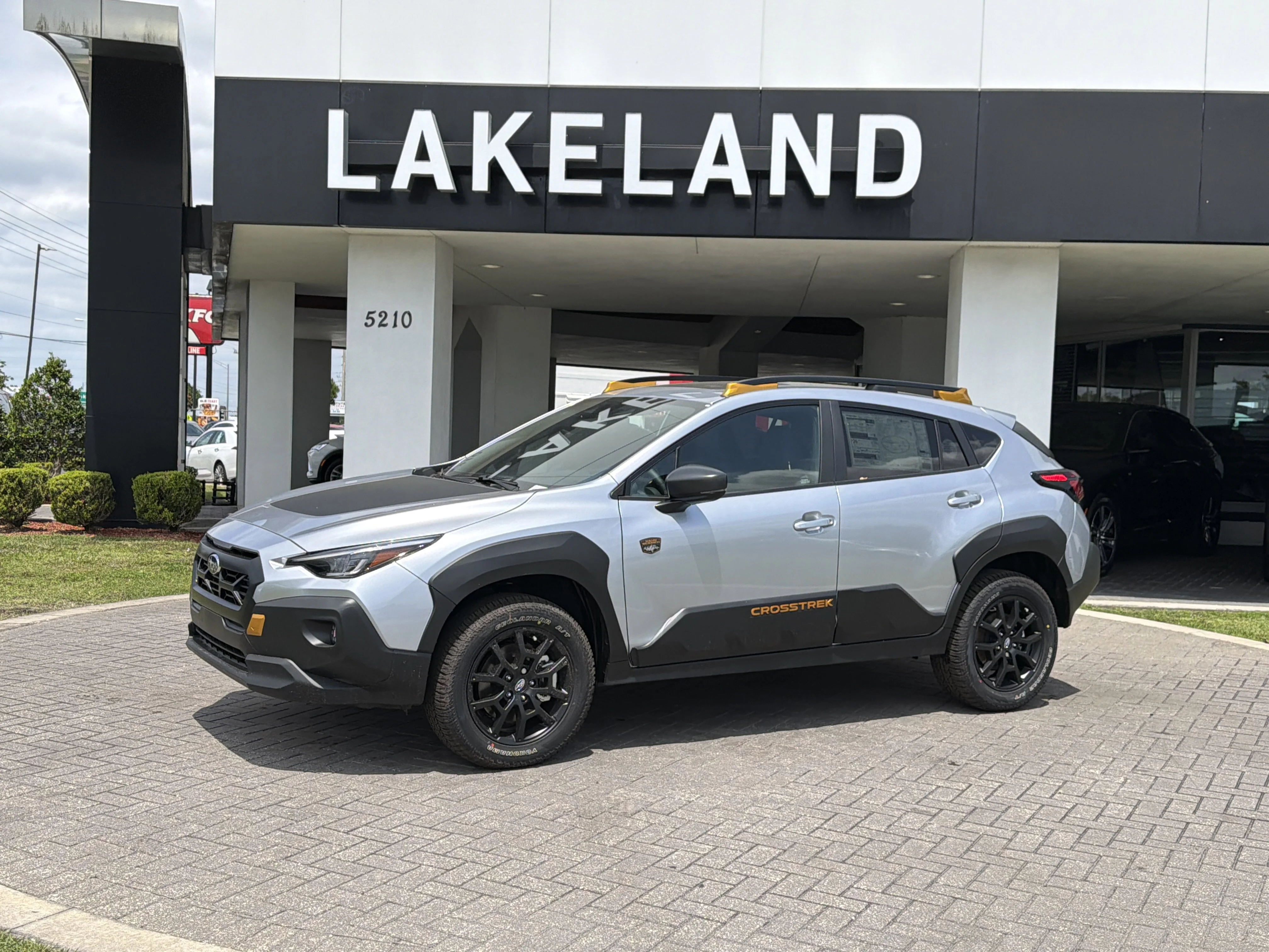New 2026 ICE SILVER METALLIC Subaru Wilderness image 2