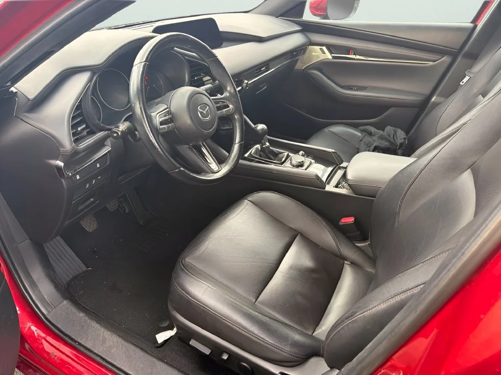 Used 2022 Red Mazda Premium image 7