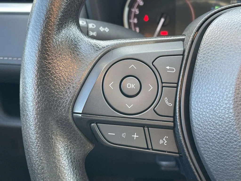 Used 2025 Magnetic Gray Metallic Toyota XLE image 10