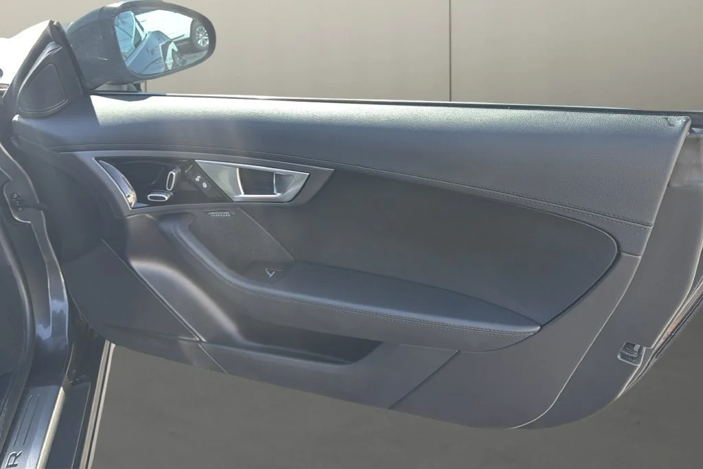 Used 2017 Gray Jaguar Premium image 16