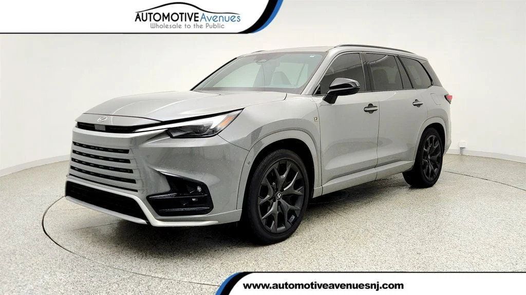 2024 Lexus TX 500h 500h F Sport Luxury's photo