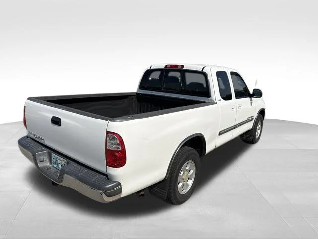 Used 2006 White Toyota SR5 image 3