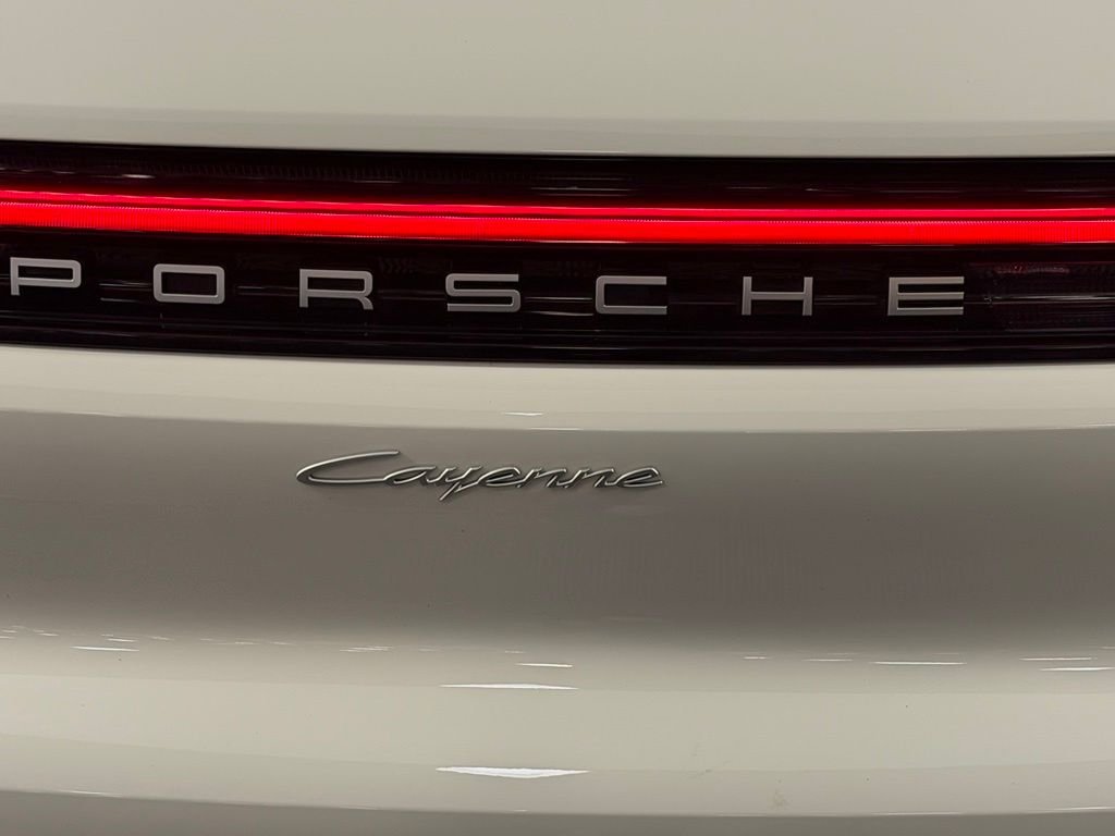 2024 Porsche Cayenne Base - Photo 11