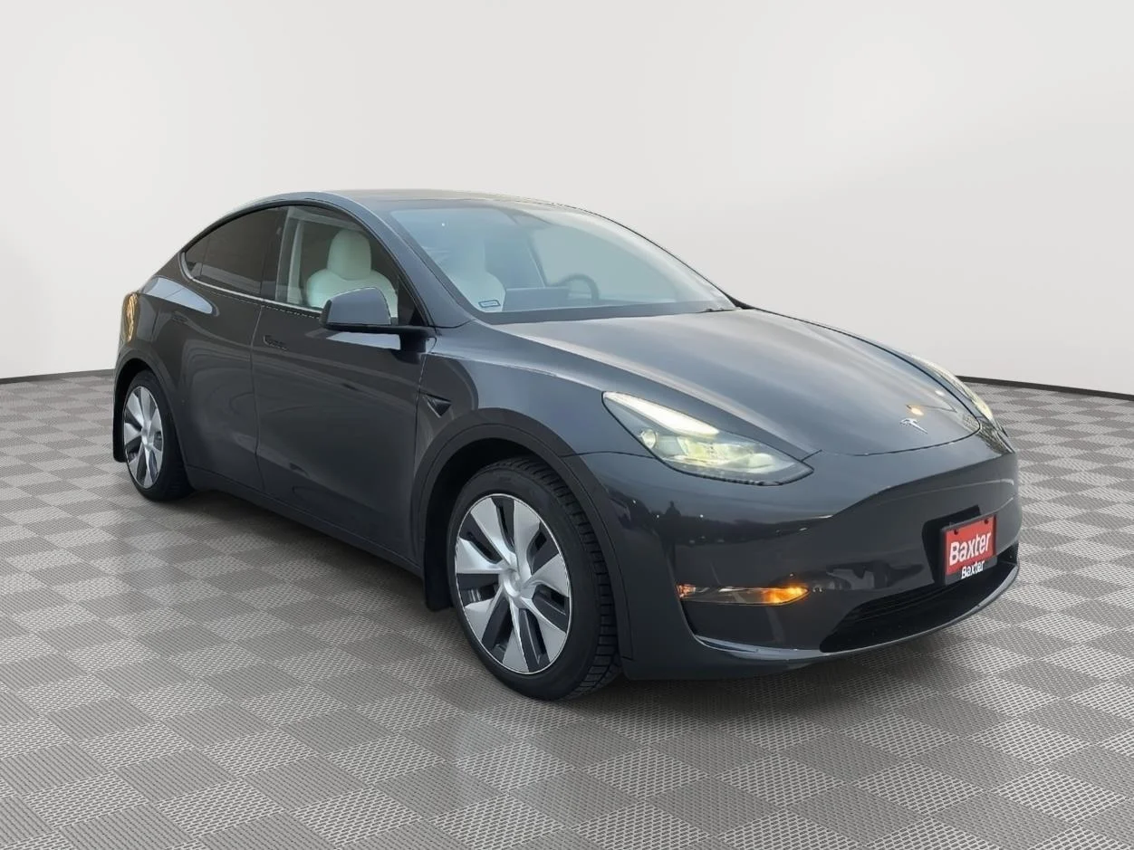 2024 Tesla Model Y Long Range Dual Motor All-Wheel Drive's photo