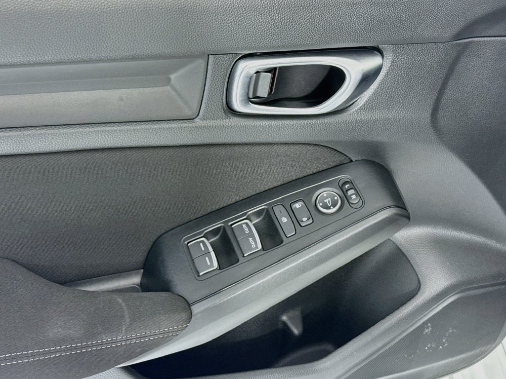 2025 Honda Civic Hatchback Sport - Photo 23