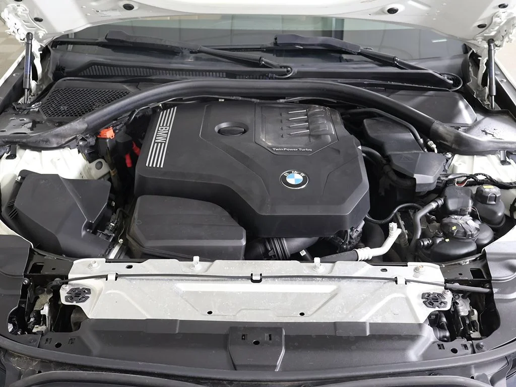 Used 2020 White BMW 330i xDrive image 22