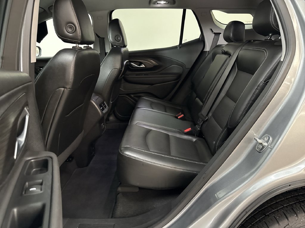 Used 2023 Sterling Metallic GMC SLT image 16