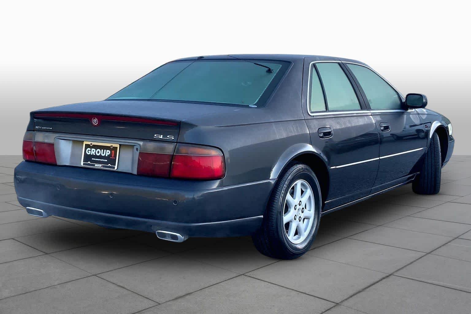 Used 2002 BLACK Cadillac Luxury SLS image 10