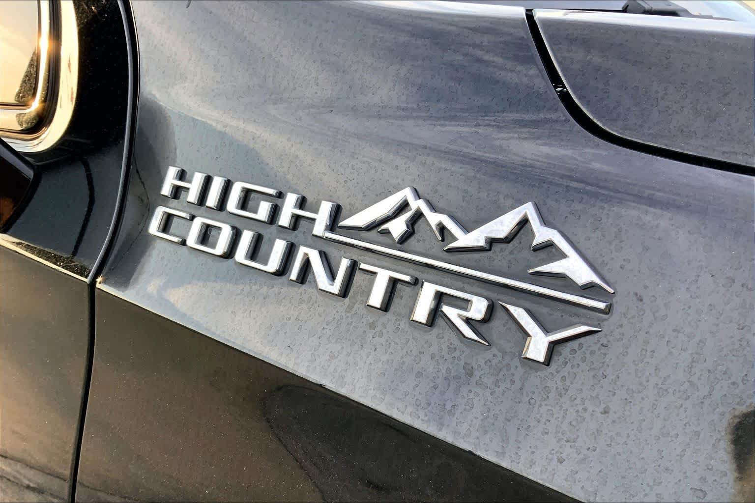 Used 2021 Black Chevrolet High Country image 10