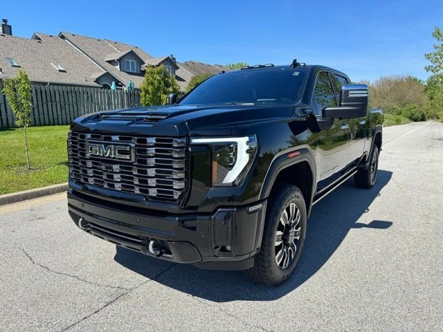 2026 GMC Sierra 4WD Crew Cab Long Box Denali Ultimate's photo