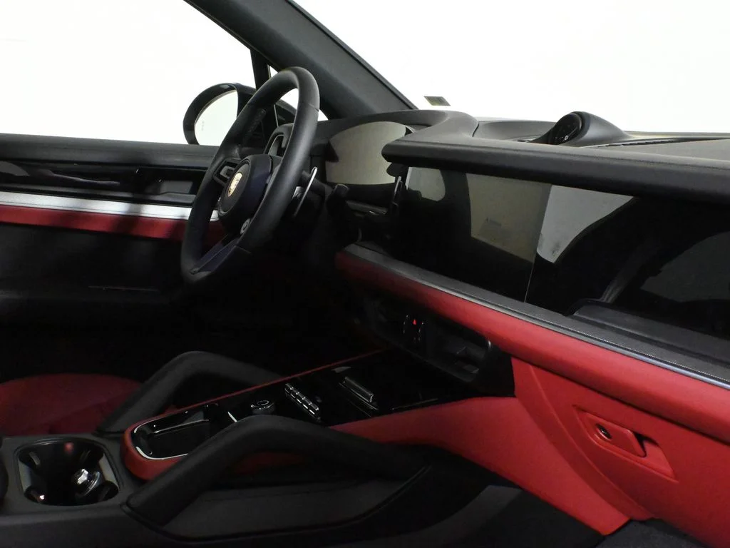 Used 2026  Porsche S image 38
