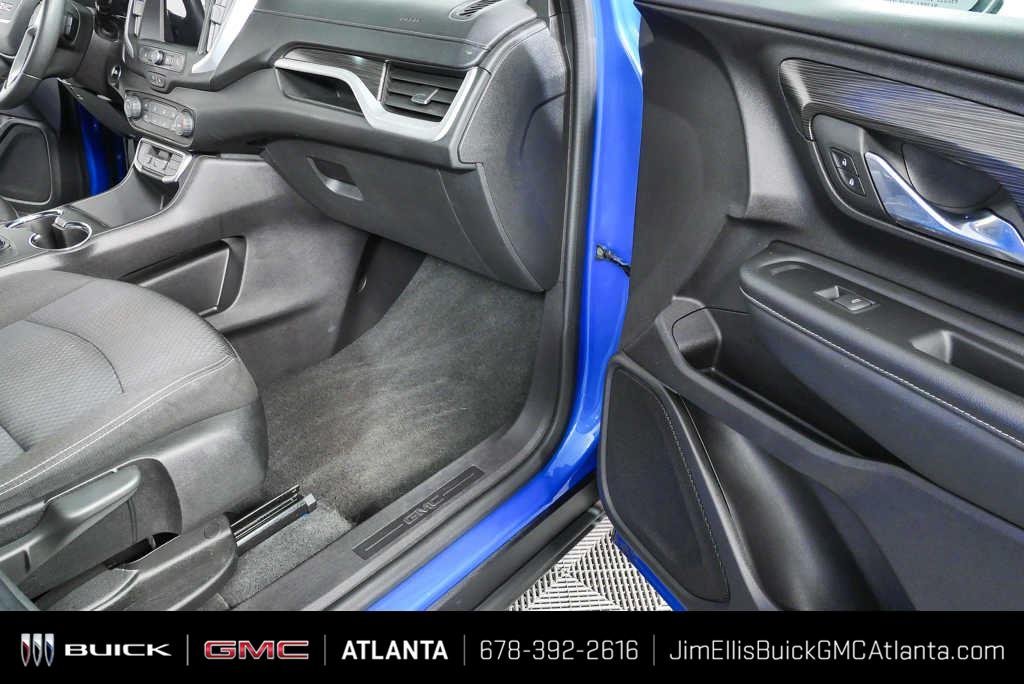 2024 GMC Terrain SLE - Photo 23