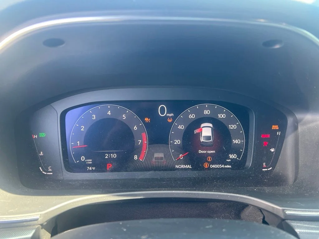 Used 2023 White Acura A-Spec Package image 4