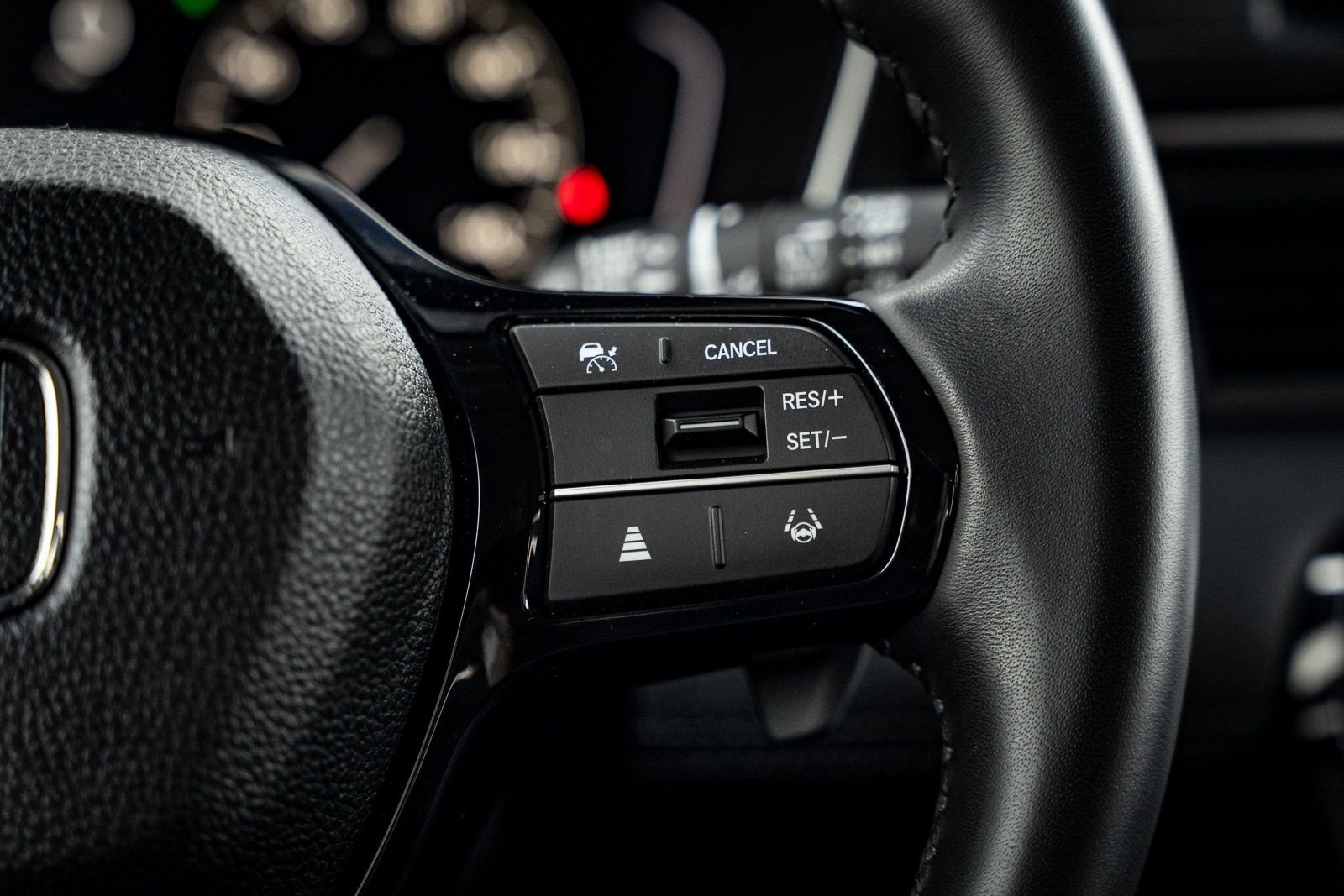 Used 2025  Honda EX-L image 26