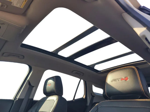 Used 2022 DESERT SAND METALLIC GMC AT4 image 11