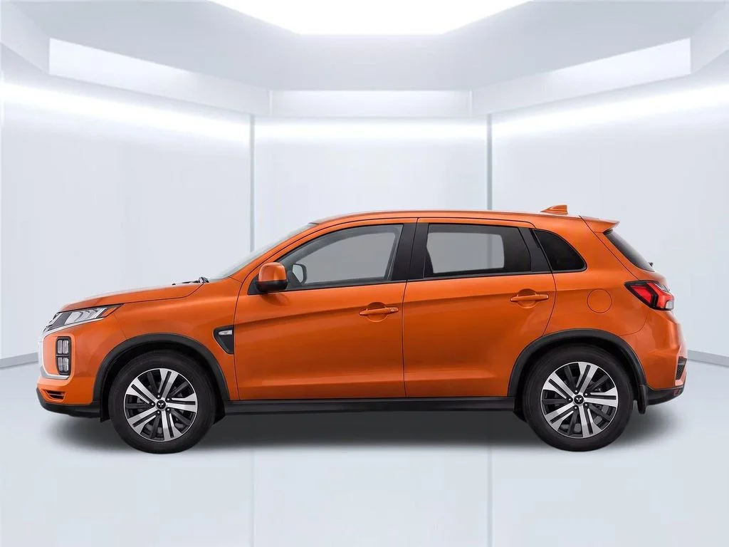 Used 2024 Orange Mitsubishi 2.0 ES image 10