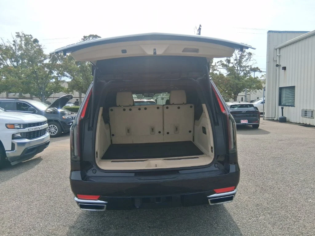 Used 2023 Black Cadillac Premium image 22