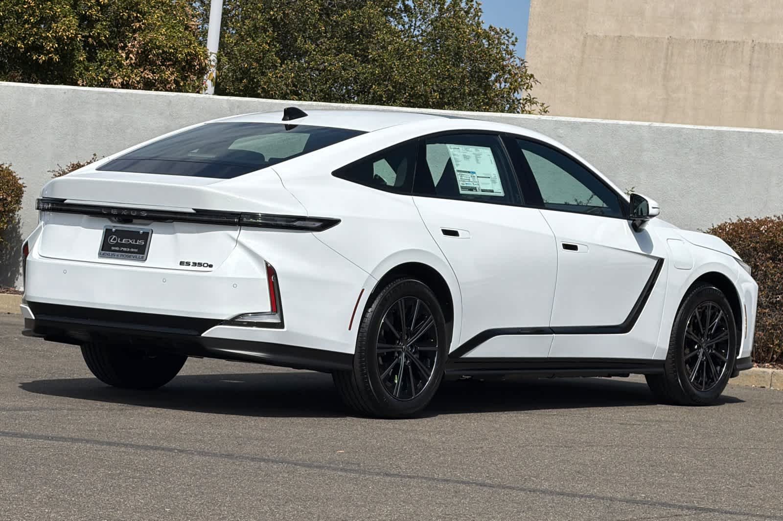 New 2026 Ultra White Lexus ES 350e PREMIUM image 2