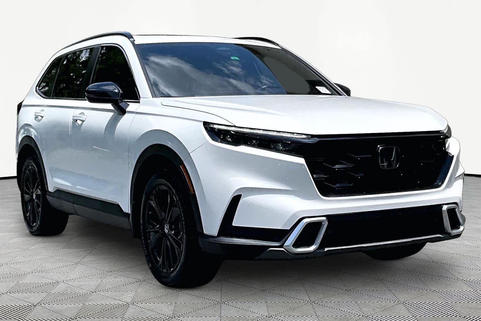 Used 2024 Platinum White Pearl Honda Sport Touring image 3