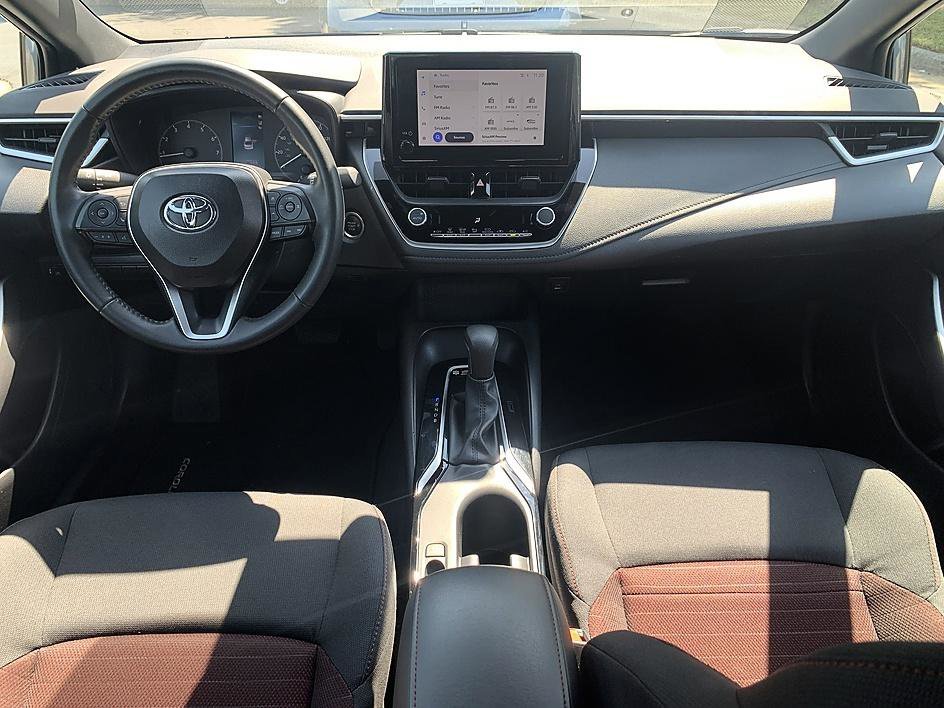 Used 2025 Celestite Toyota SE image 18