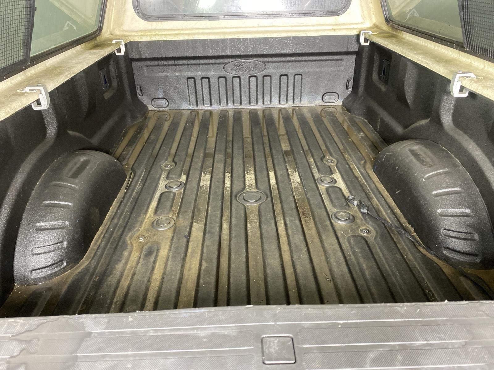 Used 2020 Blue Jeans Ford Lariat image 35