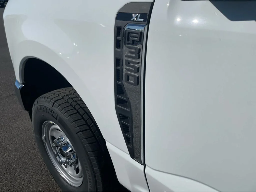 New 2026 Oxford White Ford F-350® XL image 9